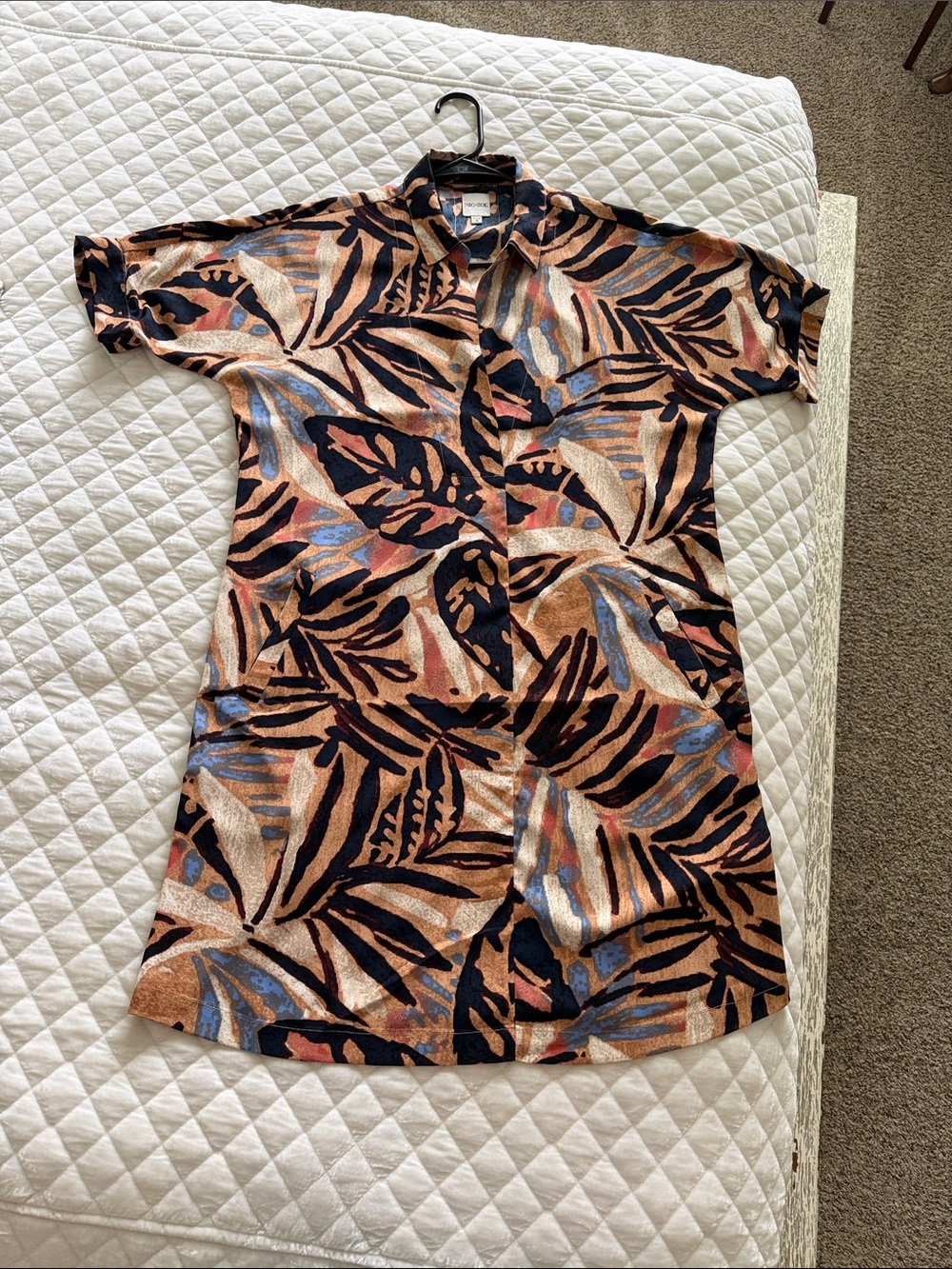 NIC+ZOE Black and Tan Abstract Print Shirtdress